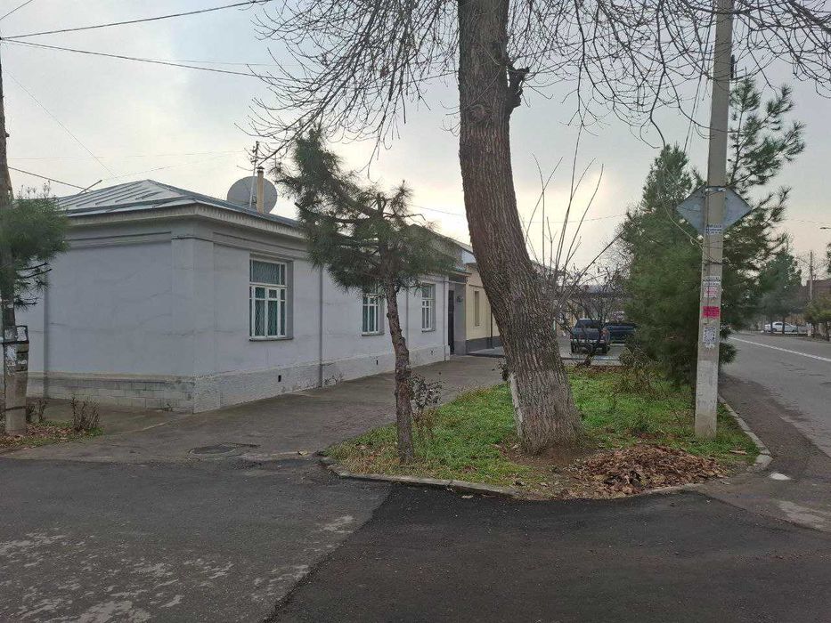 Продаётся участок Юнусабад. 4,5 соток (угловой)