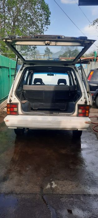 Продам редкий Ниссан.