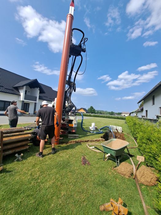 Foraje puțuri de apa și fantani