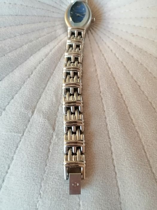 Дамски часовници.