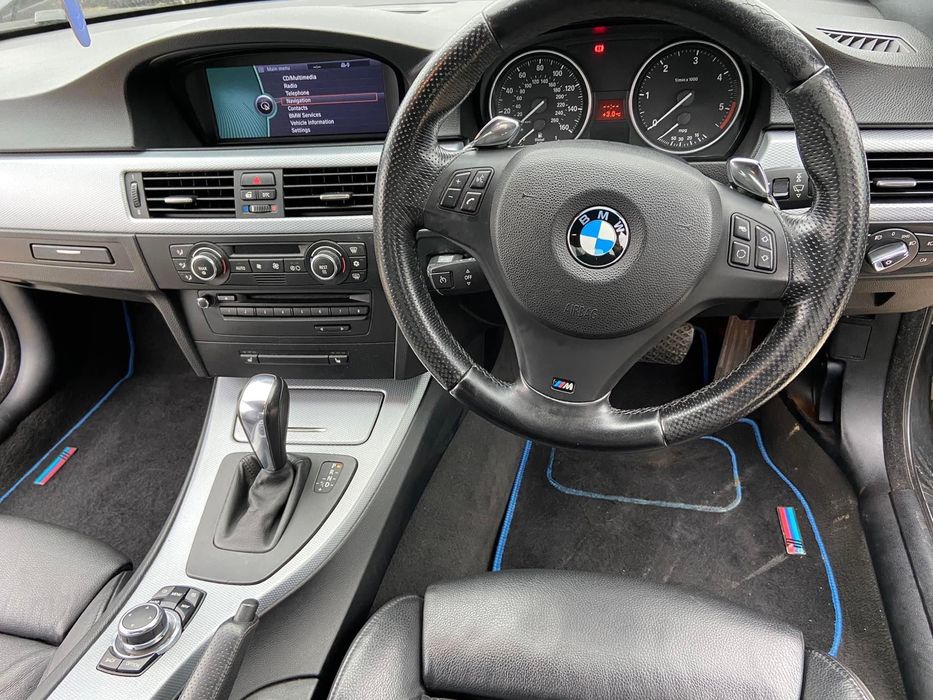 Dezmembrez BMW 330d E92 ,Motor 245cp N57 ,NAVI CIC, Hi-Fi
