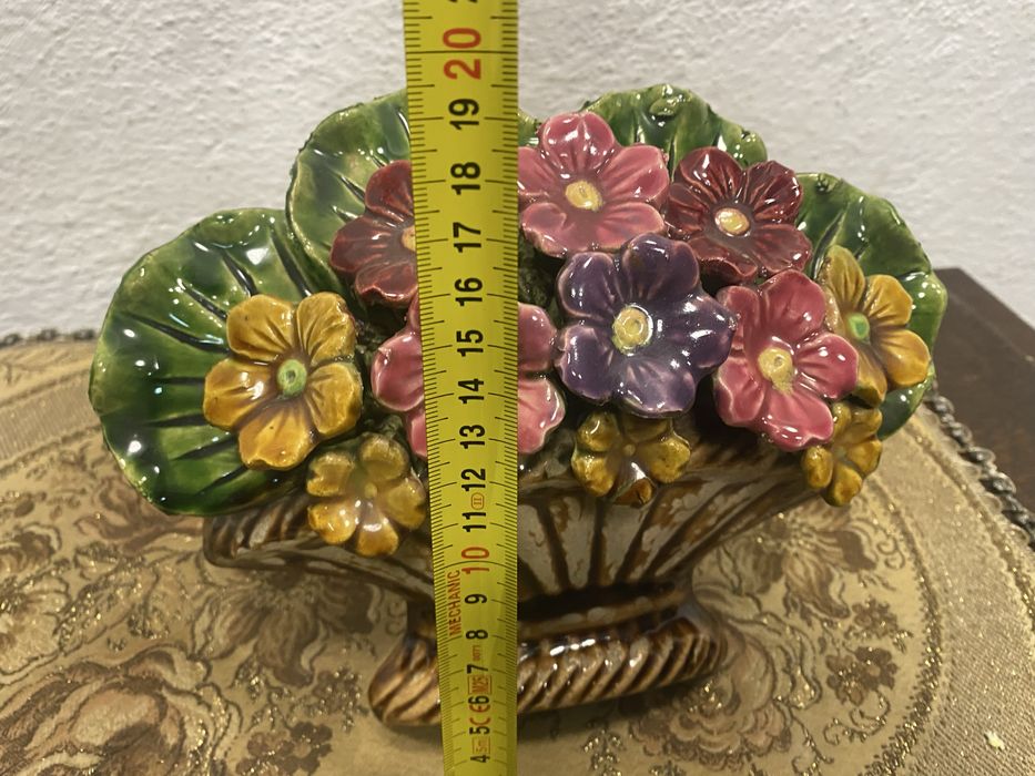 Италия майолика стенна ваза букет цветя керамика 1960