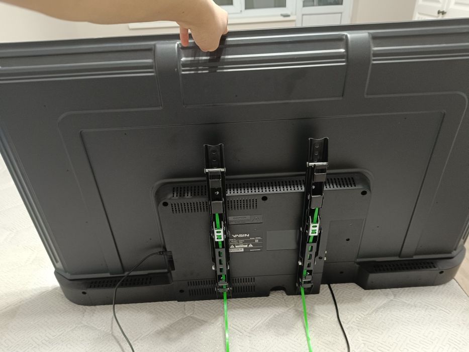 Запчасти. Телевизор Yasin.