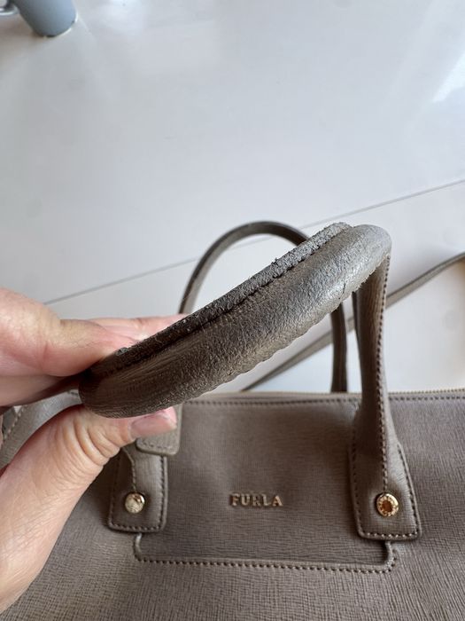 Furla Linda чанта бежова