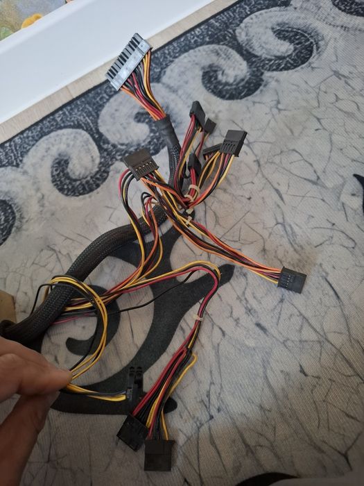 Продам Блокпитание на 400W в хорошем состояний