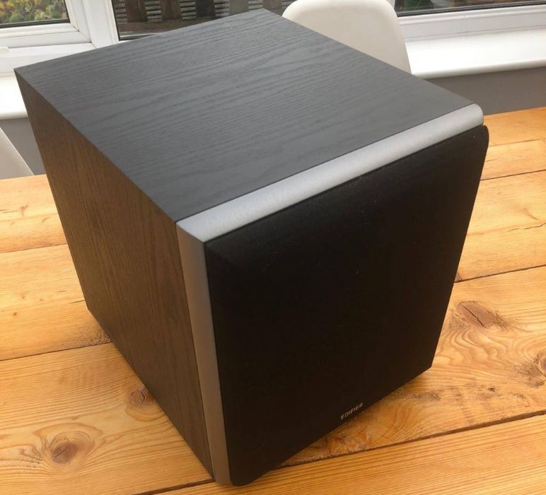 продам новый Edifier T5 активный сабвуфер/Line IN/line OUT