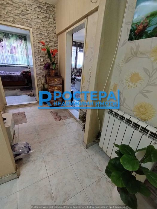 Продава се Тристаен апартамент в Търговище, Запад 2 - 90 кв.м за 816 €/кв.м - Снимка #9