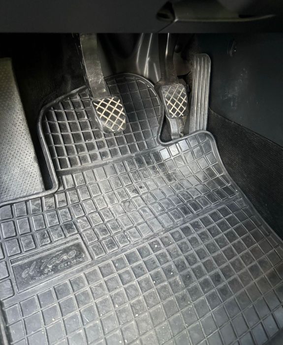 Vand Passat b7 2011 1.6 manuala