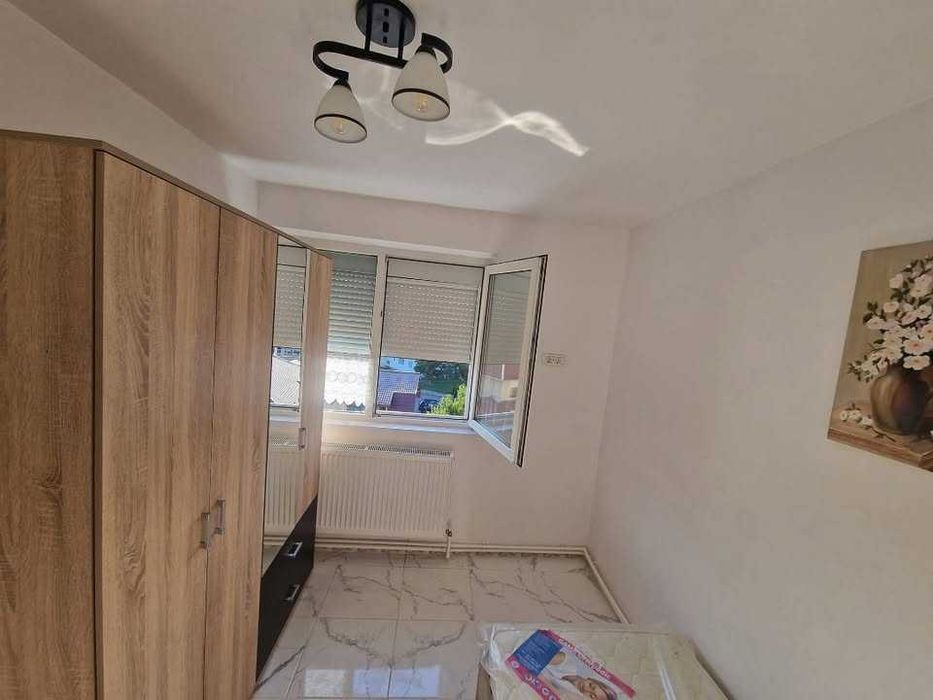 apartament 3 camere zona mioritei 350 euro + 1 luna garantie