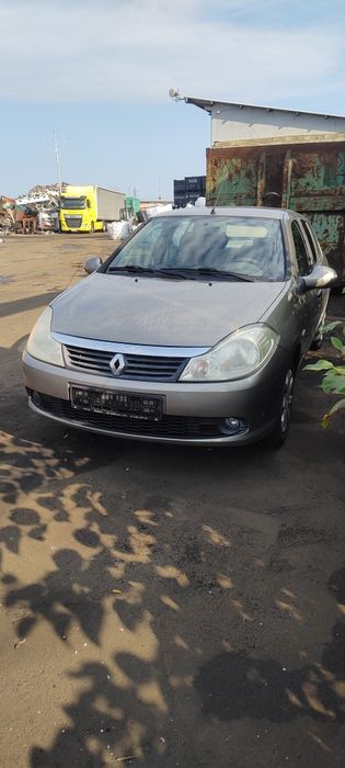 Dezmembrez Renault Symbol 1.2 benzina