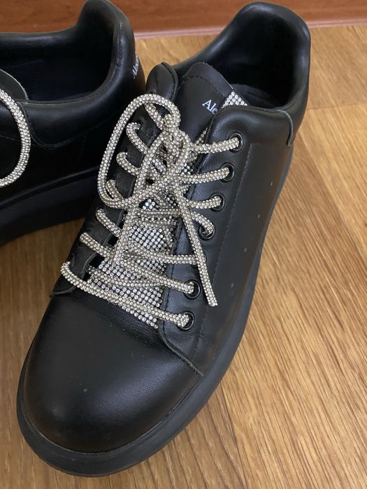 Кроссовки черные