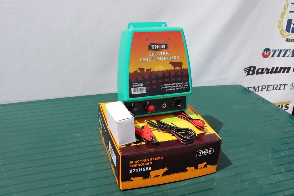 Cheie izolatori aparat gard electric curent si baterie panou fotovoltaic rola fir