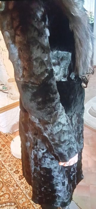 Продам  шубу норка