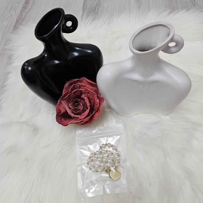 Ваза для цветов  ,декор для дома