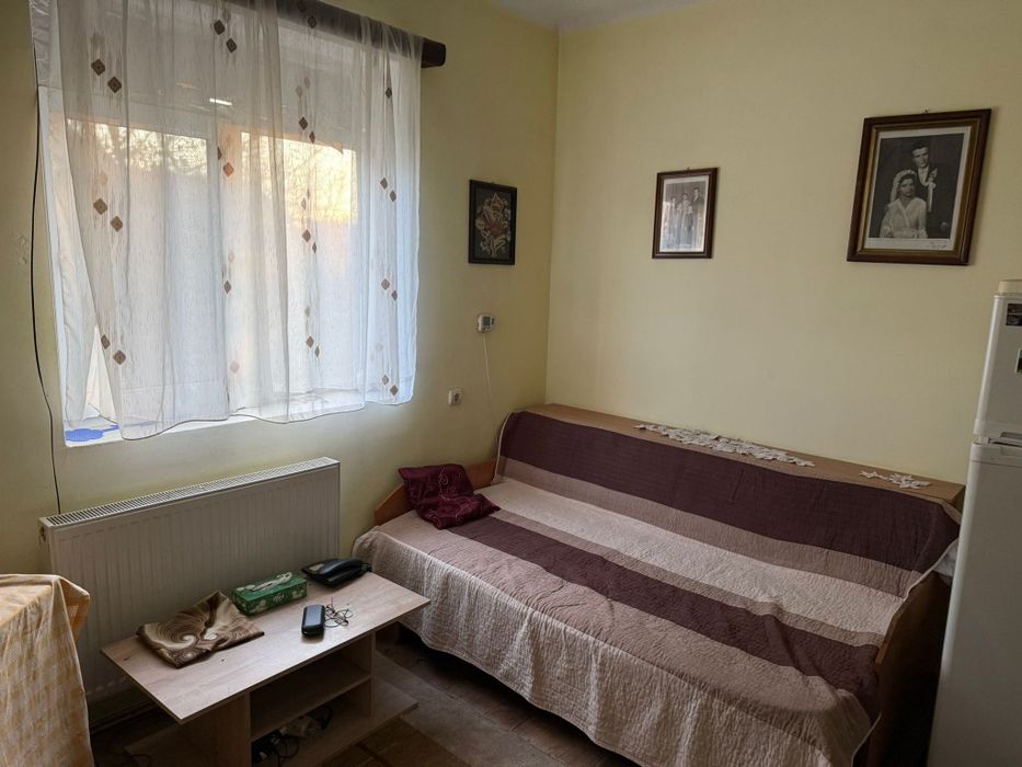 Vând casă  4 camere