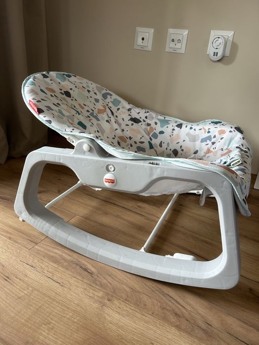 Шезлонг Fisher Price