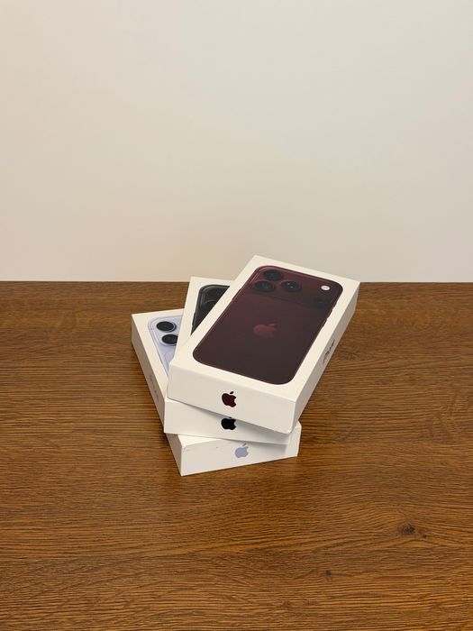 Iphone 18 PRO 256 Black/Glacier/Burgundy