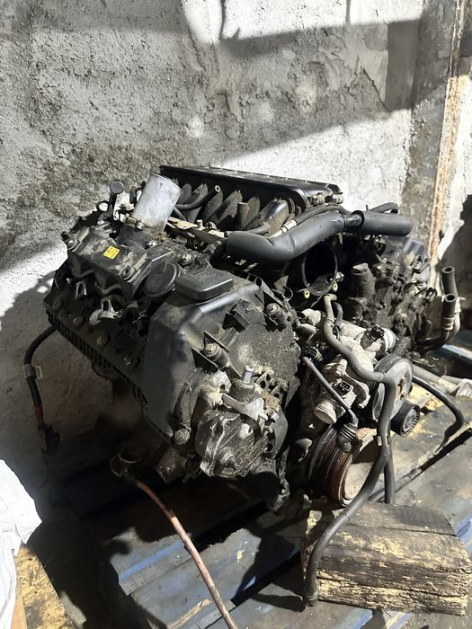 Двигател N62b40 306hp