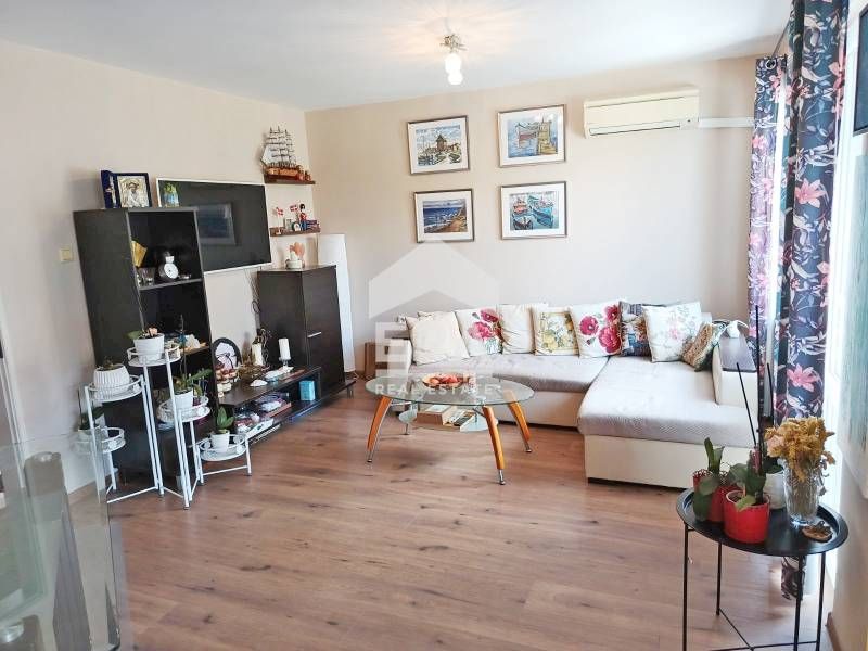 Продава се Тристаен апартамент в Поморие - 102 кв.м за 565 €/кв.м - Снимка #5