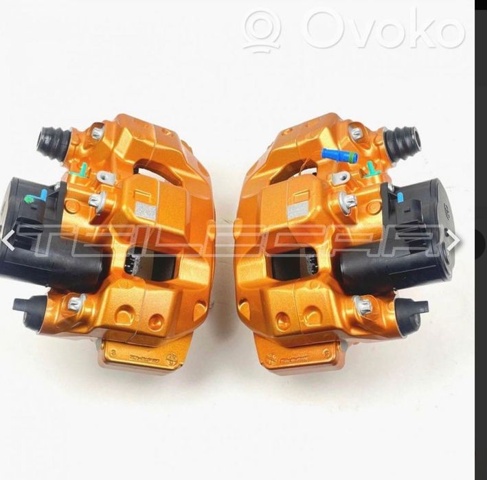 Etrieri Spate Mercedes AMG Carbon Ceramic