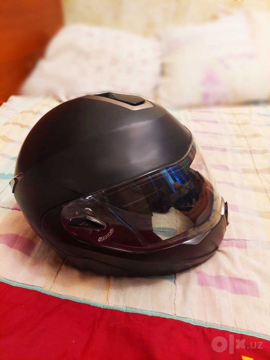 Продам мотошлем Helmet модель HD-701
