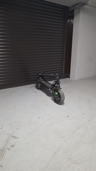 Trotinetă electrică AUTOMOBILI LAMBORGHINI