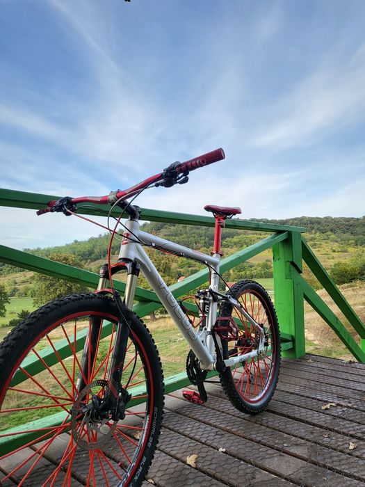 Bicicletă Focus Super Bud Pro