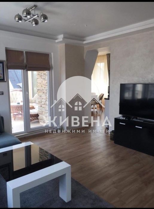 Дава се под наем Двустаен апартамент в Варна, ВИНС - 80 кв.м за 850 € - Снимка #2