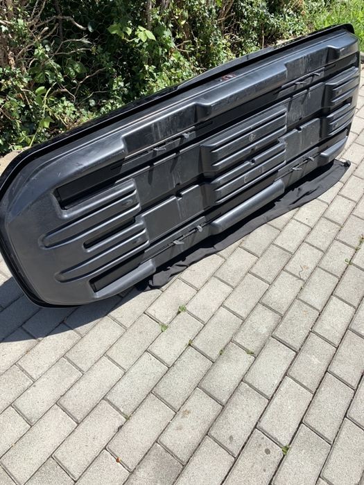 Cutie/jetbag portbagaj THULE Motion 600 Black Glossy