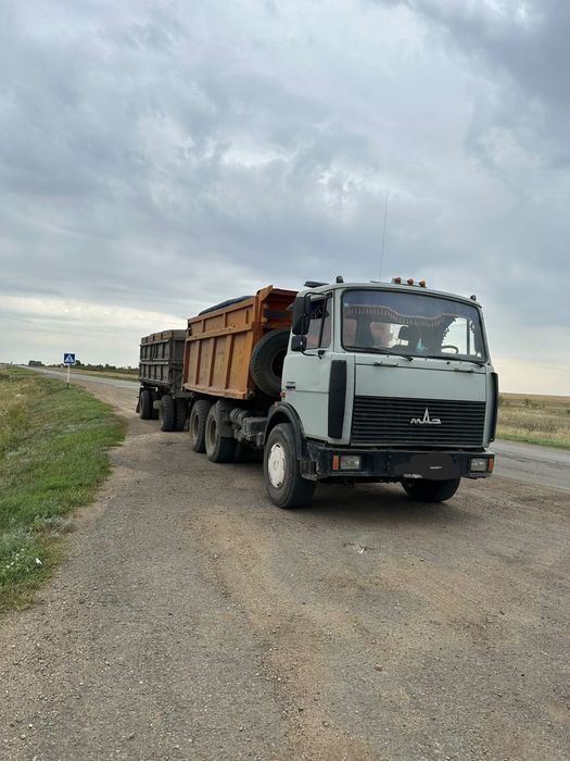 Продам автомобиль  МАЗ с прицепом