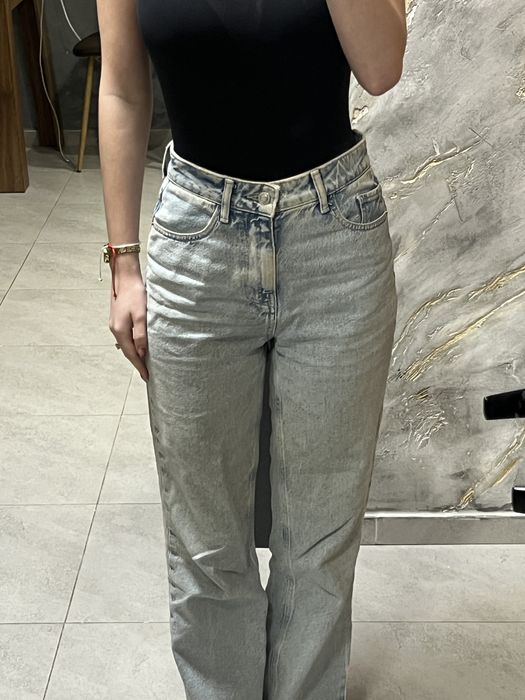 Светлосиньо дънки от Zara