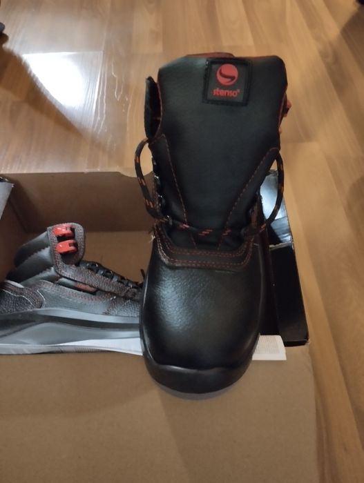 Работни мъжки обувки