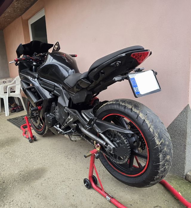 Kawasaki Ninja 650 / ER-6F