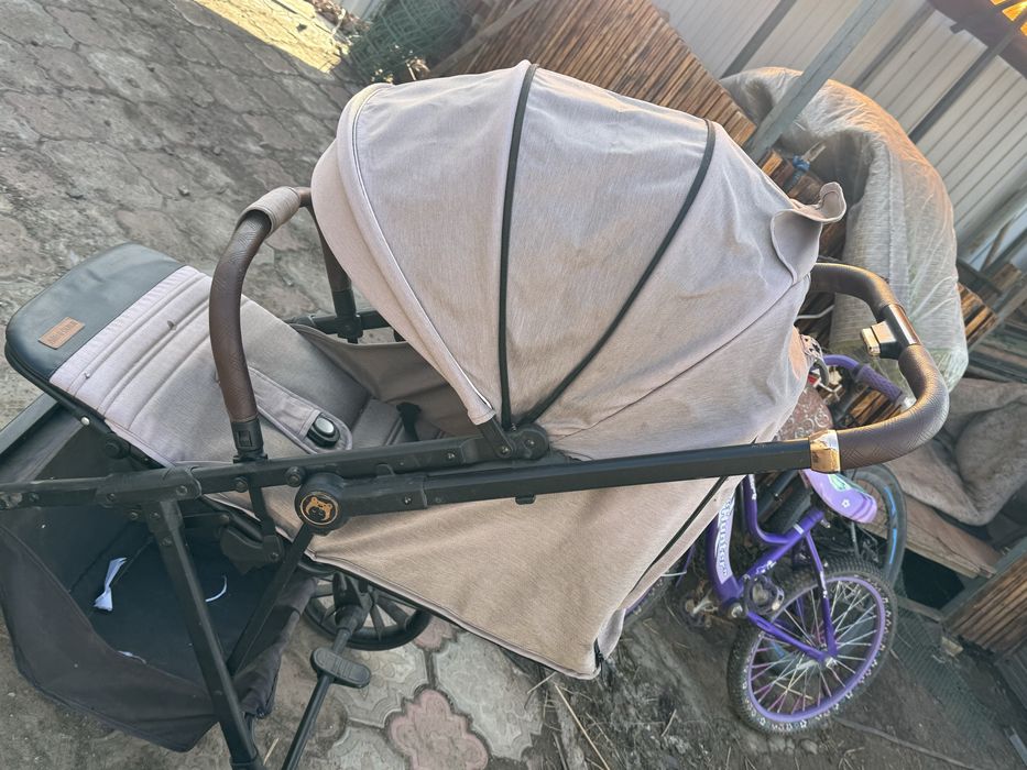 Продам детскую коляску