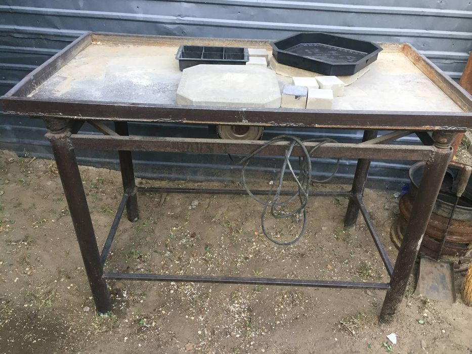 Вибростол, бетономешалка, формы для брусчатки