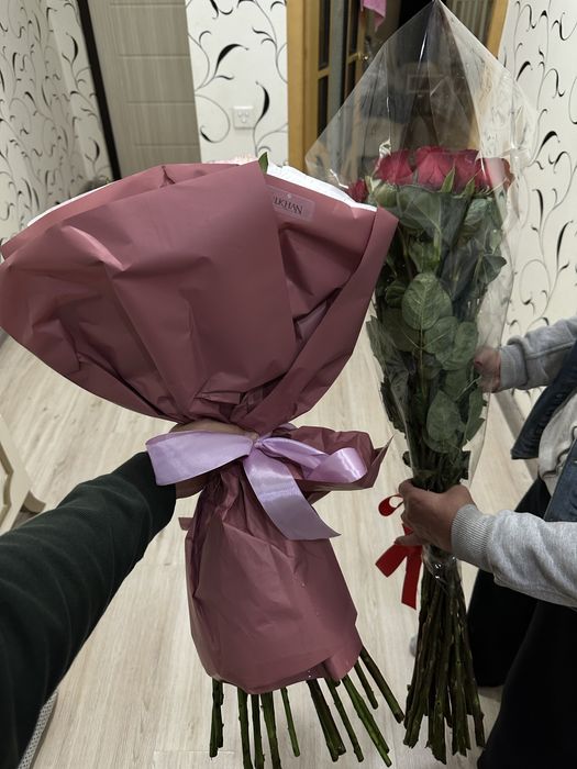 Букеты из роз и розовые