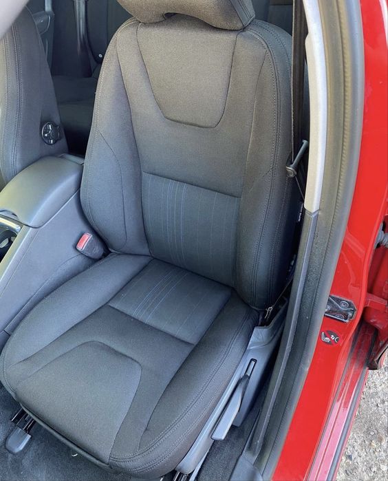 Пране и изсушаване на коли , пастиране и полиране на фарове