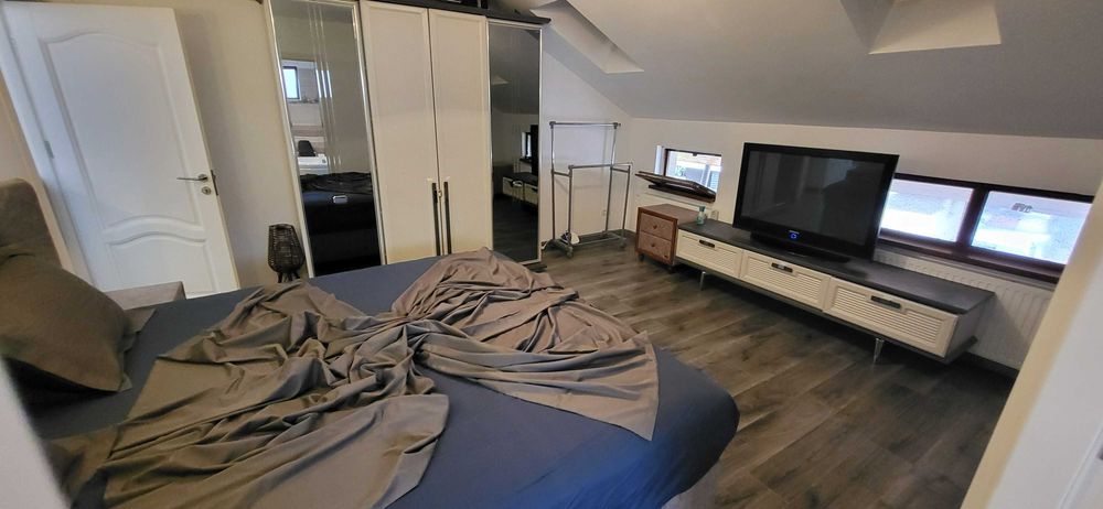 Apartament semidecomandat in regim hotelier