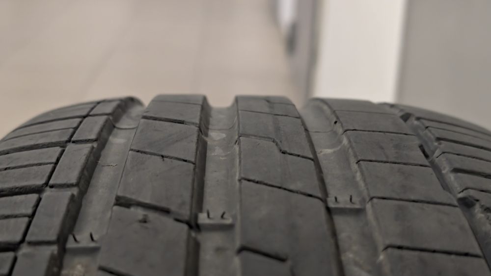 Продам летние шины Hankook, размер 225/60/18