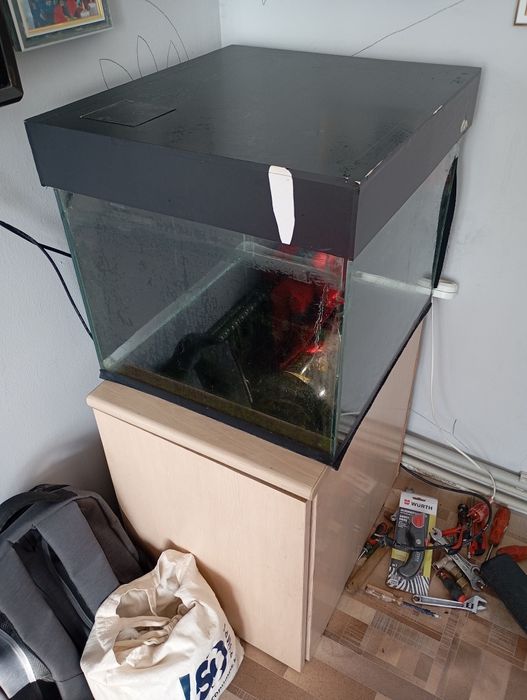 Продам  аквариум