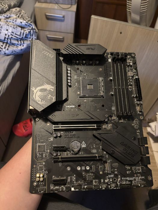 Placa de baza MSI MPG B550 GAMING PLUS