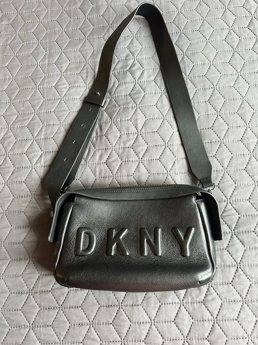 Дамска чанта  DKNY