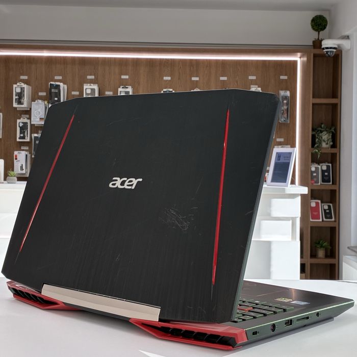 Acer Aspire VX15 | i7 7700HQ |16 GB RAM | 512GB SSD| 15.6"