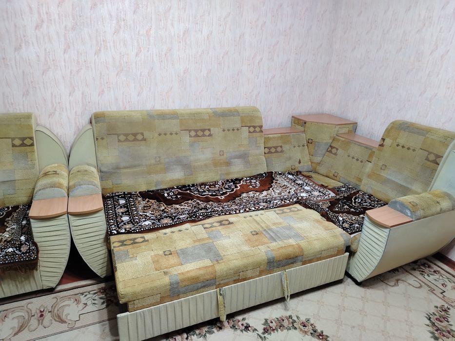 Продам угловой диван