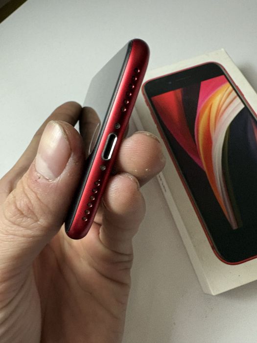Продам айфон се /Iphone se