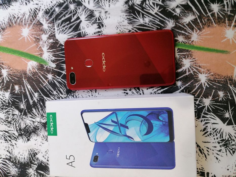 Продам OPPO A5 красный диамант