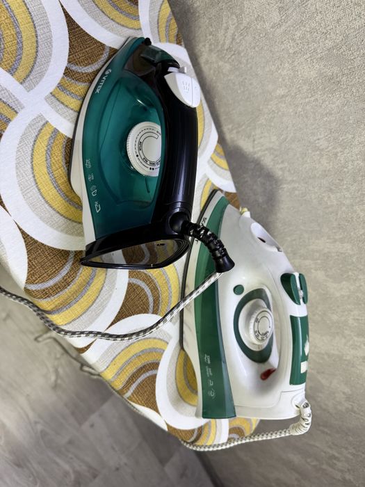 Продам 2 утюга б/у