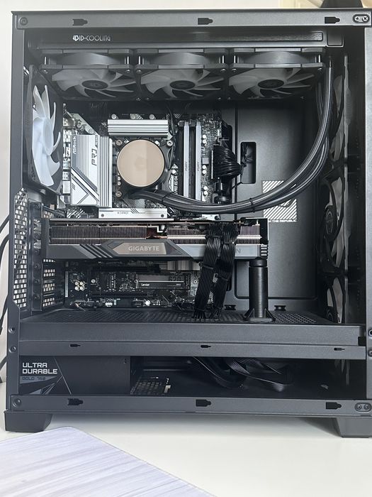 PC Gaming RX 7700 XT,  I5 12600KF,  32GB DDR4,  SSD 2TB (PLACA VIDEO IN GARANTIE!!)