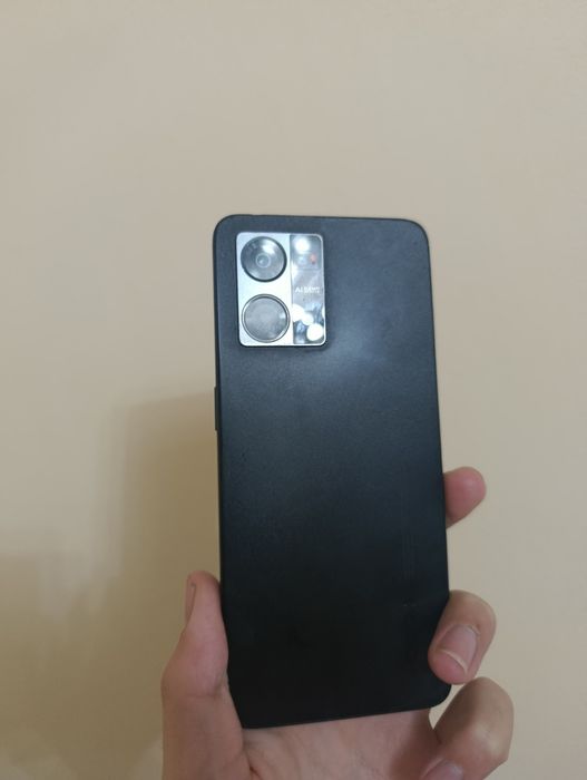 Телефон Oppo reno 7