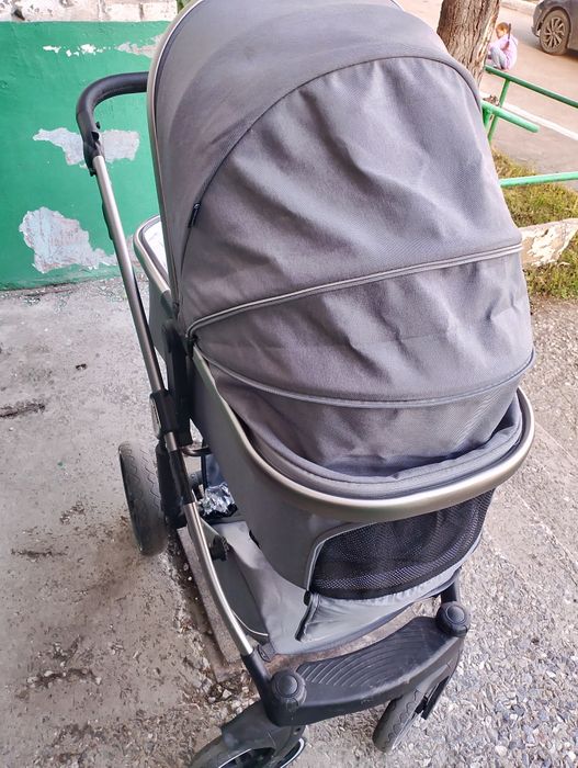 Продам коляску. В отличном состоянии.
